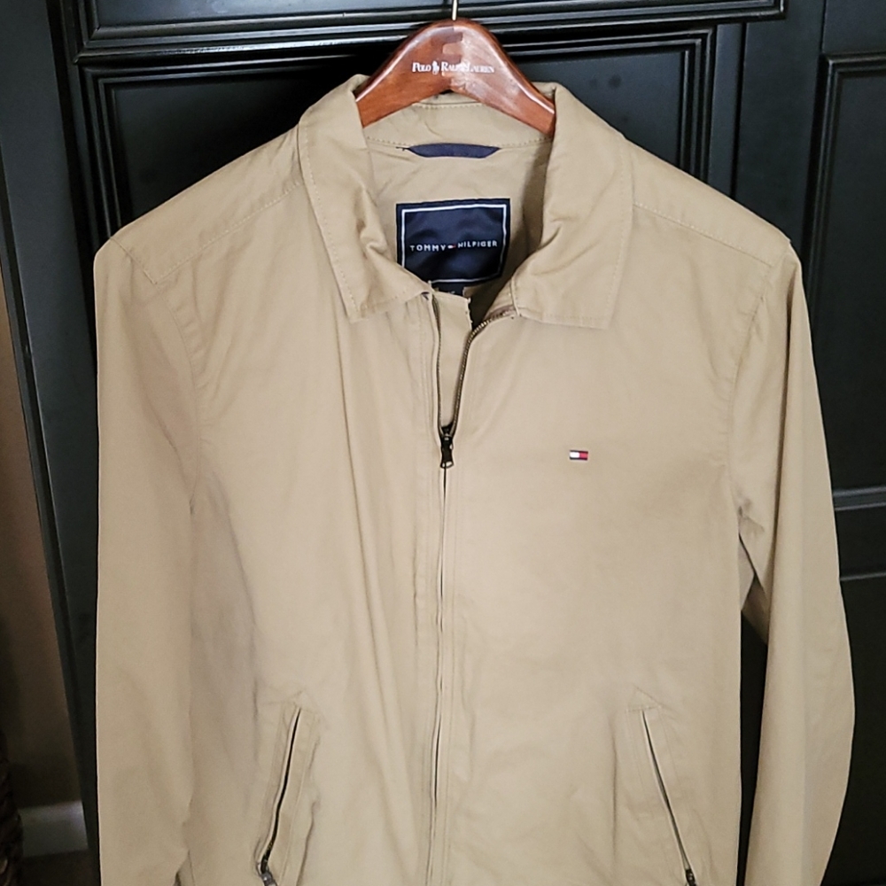 Tommy Hilfiger lightweight coat
